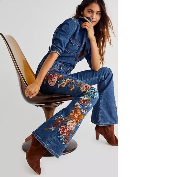 DRIFTWOOD Denim - NWT DRIFTWOOD Blue Floral Embroidered Flare Jeans